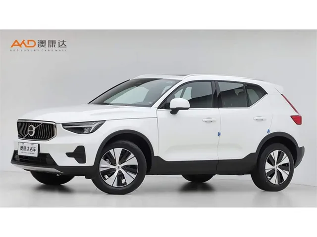 Volvo XC40, 2024 — фото автомобиля из Китая