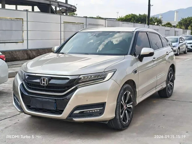 Honda UR-V, 2018 — фото автомобиля из Китая