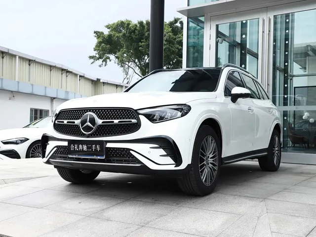 Mercedes-Benz GLC, 2026 — фото автомобиля из Китая