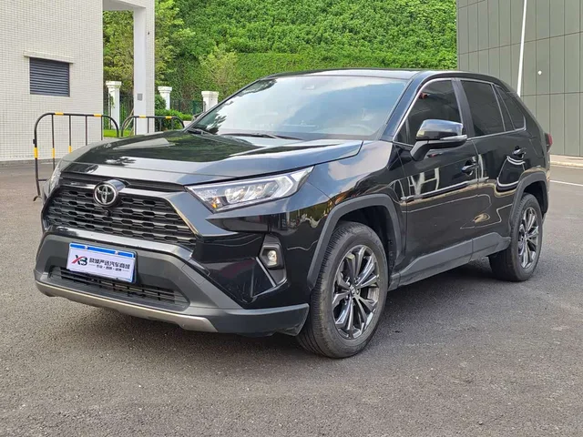 Toyota RAV4, 2025 — фото автомобиля из Китая