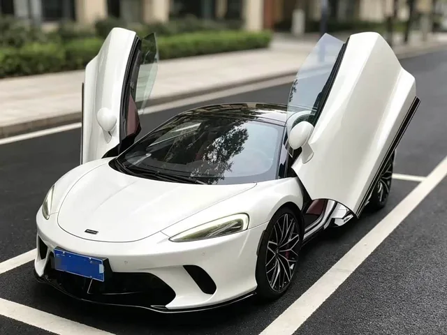 McLaren GT, 2021 — фото автомобиля из Китая