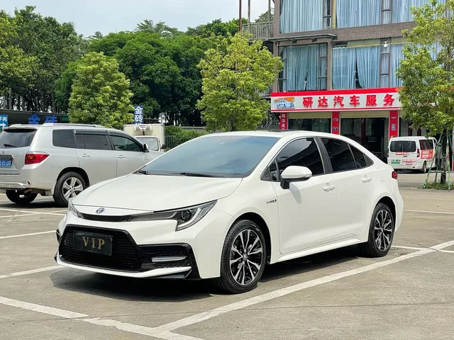 Toyota Levin, 2023 — фото автомобиля из Китая