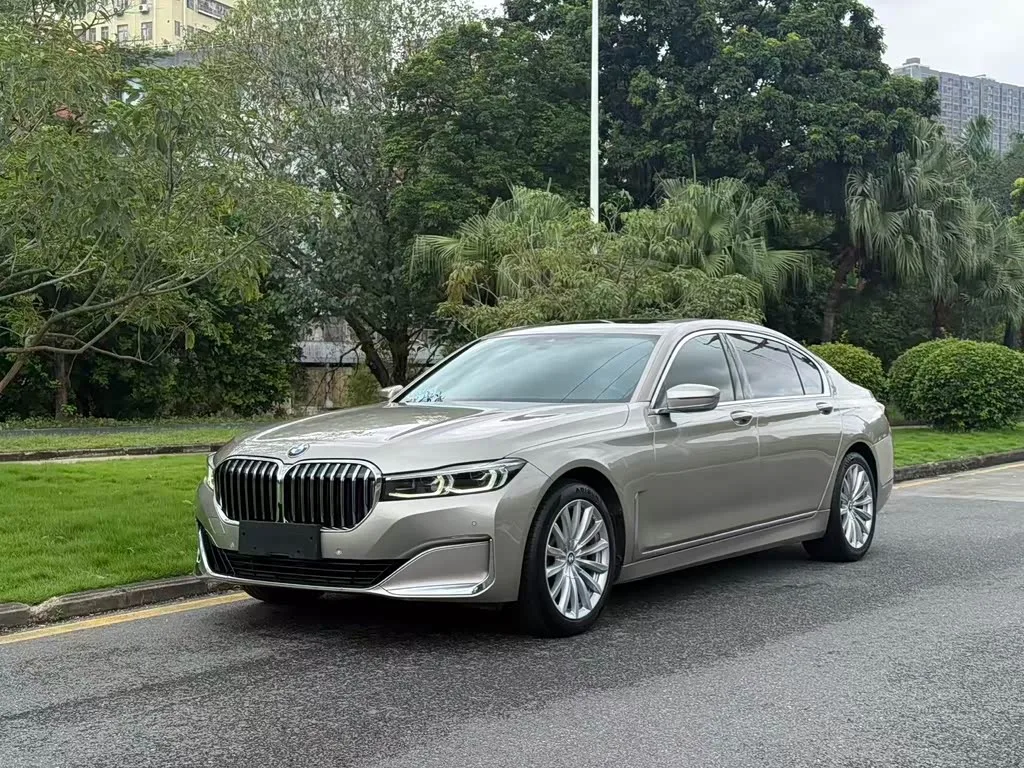 BMW 7 Series, 2021 — фото 1 из 1