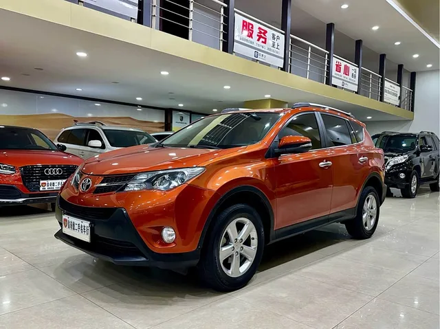 Toyota RAV4, 2014 — фото автомобиля из Китая