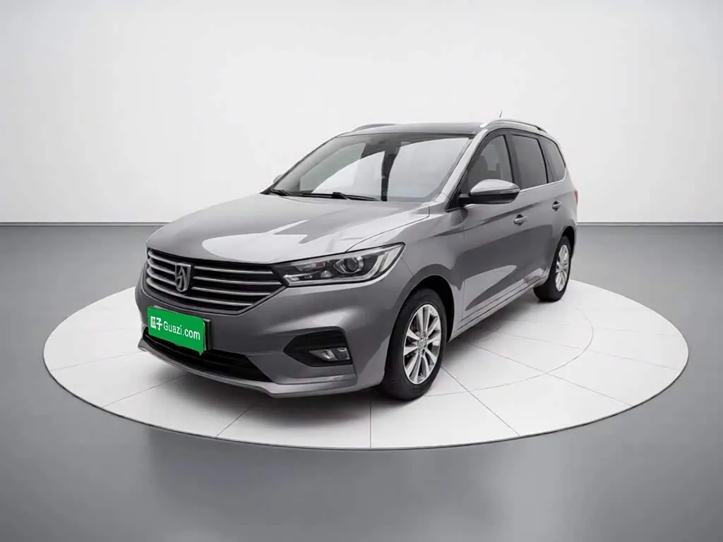 Wuling 360, 2019 — фото 1 из 1