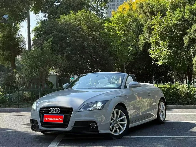 Audi TT, 2015 — фото автомобиля из Китая