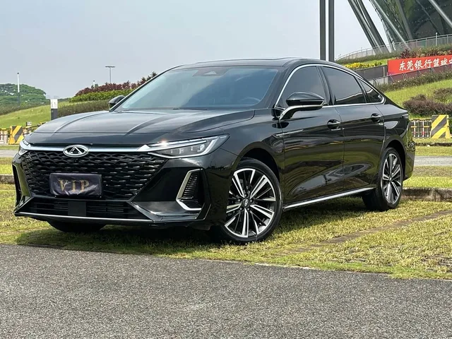 Chery Arrizo 8, 2025 — фото автомобиля из Китая