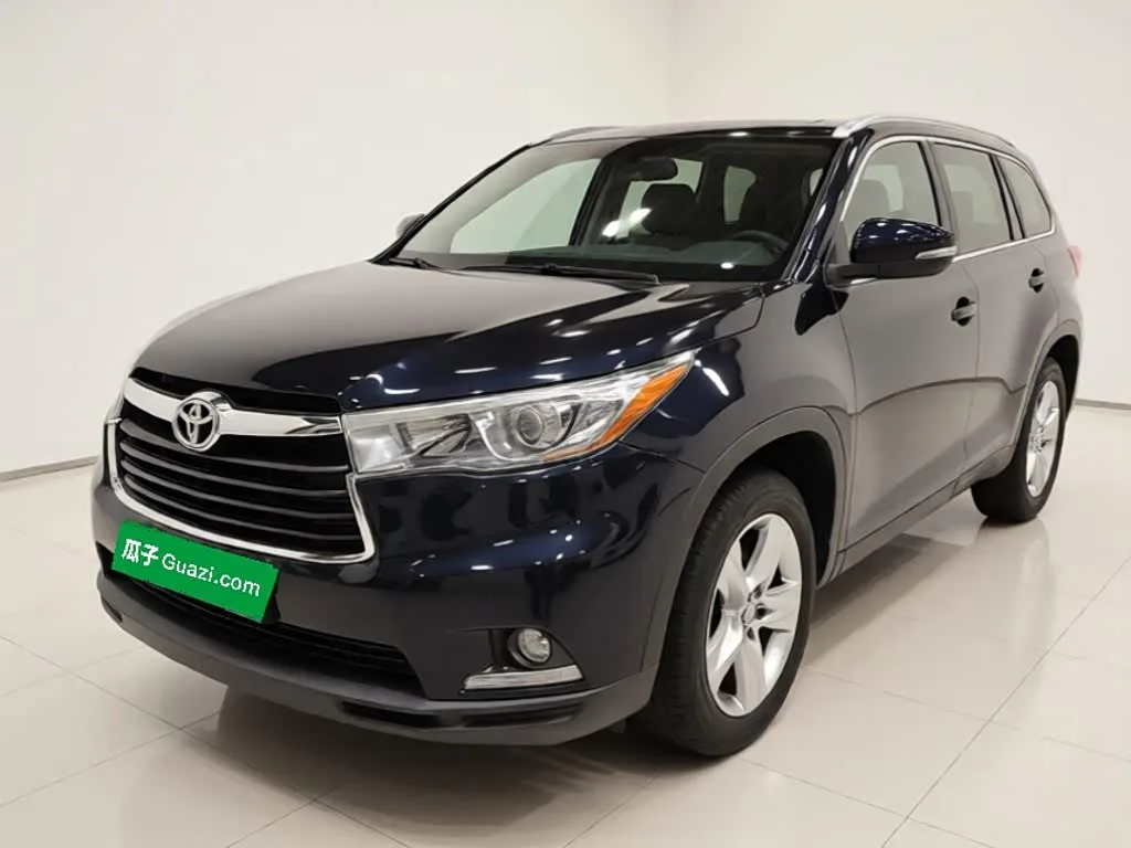 Toyota Highlander, 2015 — фото 1 из 1