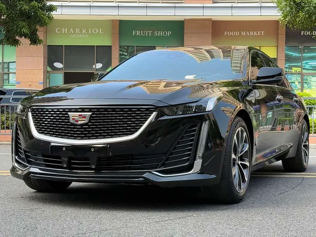 Cadillac CT5, 2023 — фото автомобиля из Китая