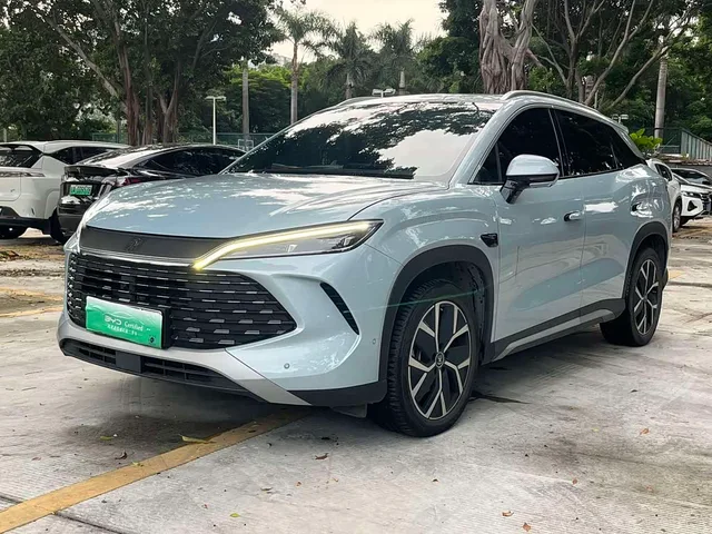 BYD Song L DM-i, 2025 — фото автомобиля из Китая