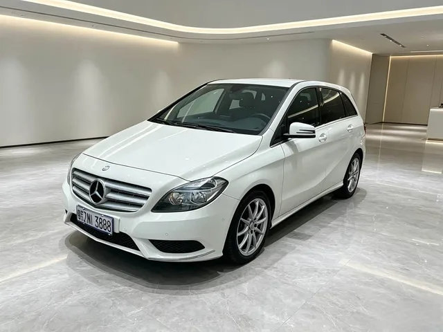 Mercedes-Benz B-Class, 2013 — фото автомобиля из Китая