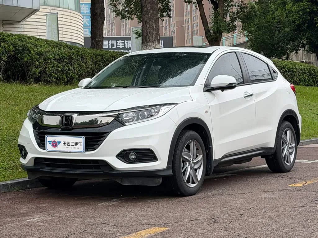 Honda Vezel, 2022 — фото 1 из 1