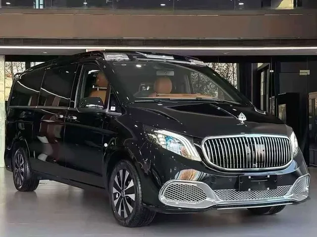 Mercedes-Benz Vito, 2024 — фото автомобиля из Китая