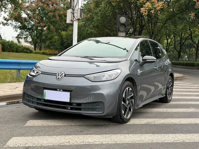 Volkswagen ID.3, 2023 — фото автомобиля из Китая