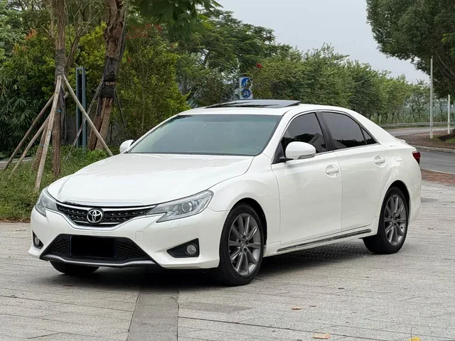 Toyota Mark X, 2014 — фото автомобиля из Китая