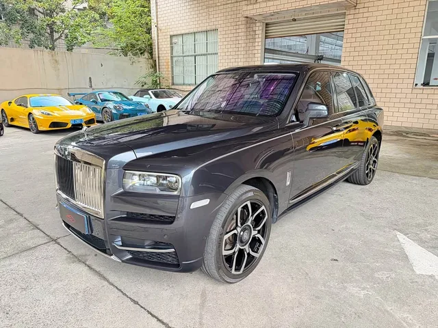 Rolls-Royce Cullinan, 2019 — фото автомобиля из Китая