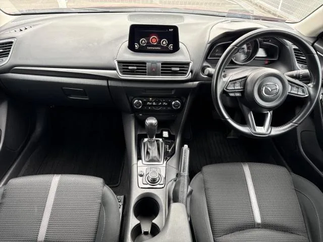Mazda Axela Sport, 2016 — фото автомобиля из Японии