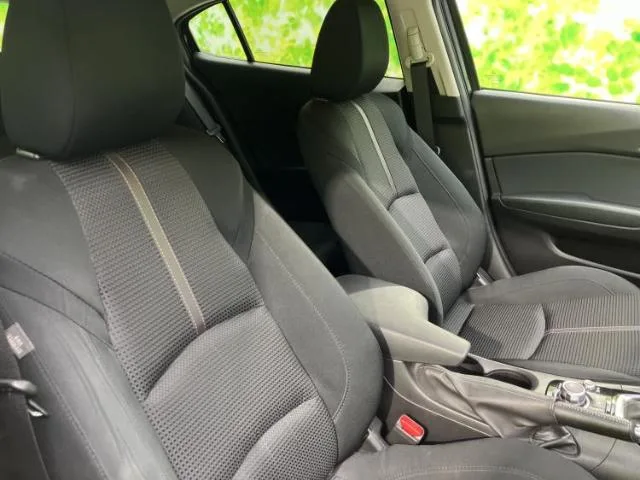 Mazda Axela Sport, 2019 — фото автомобиля из Японии