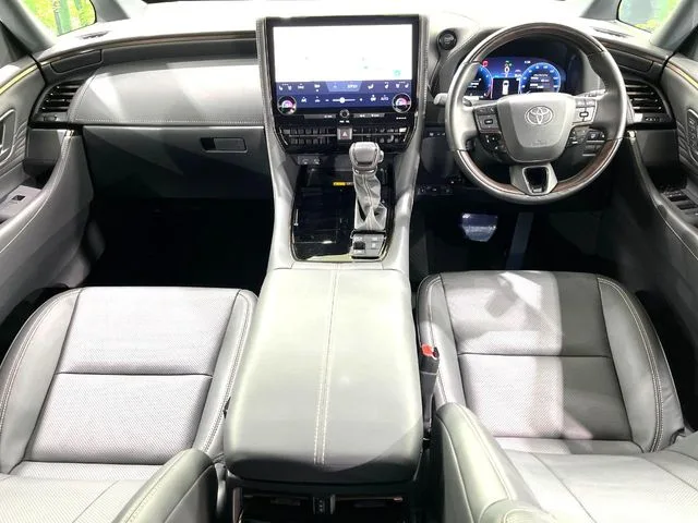 Toyota Alphard, 2024 — фото автомобиля из Японии