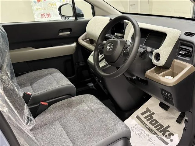 Honda Freed, 2025 — фото автомобиля из Японии