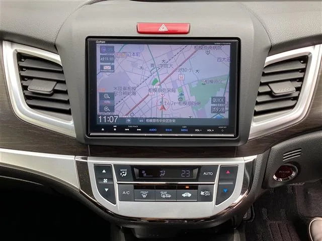 Honda Jade, 2017 — фото автомобиля из Японии