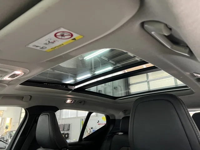 Volvo XC40, 2021 — фото автомобиля из Японии
