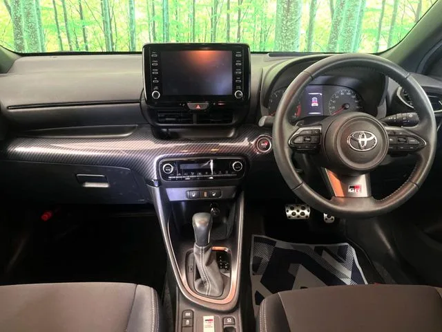Toyota GR Yaris, 2022 — фото автомобиля из Японии