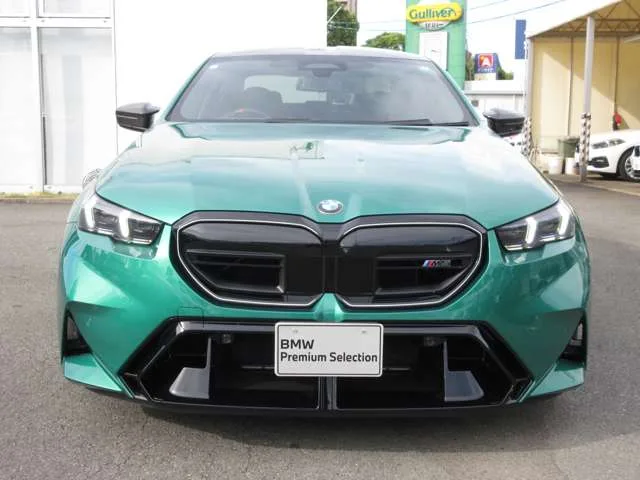 BMW M5, 2026 — фото автомобиля из Японии