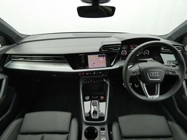 Audi S3 Sportback, 2025 — фото автомобиля из Японии