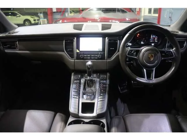 Porsche Macan, 2016 — фото автомобиля из Японии