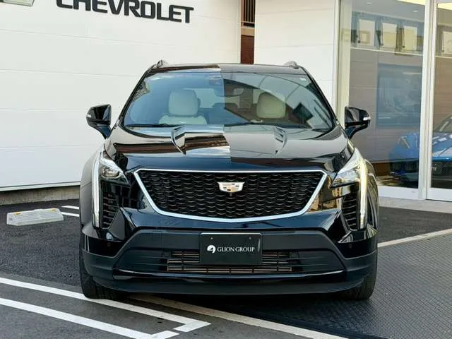Cadillac XT4, 2024 — фото автомобиля из Японии