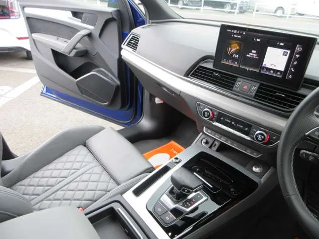 Audi Q5 Sportback, 2021 — фото автомобиля из Японии