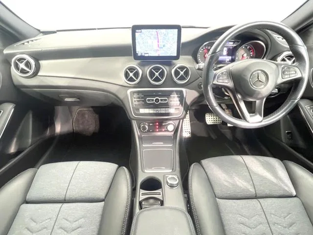 Mercedes-Benz GLA-Class, 2019 — фото автомобиля из Японии