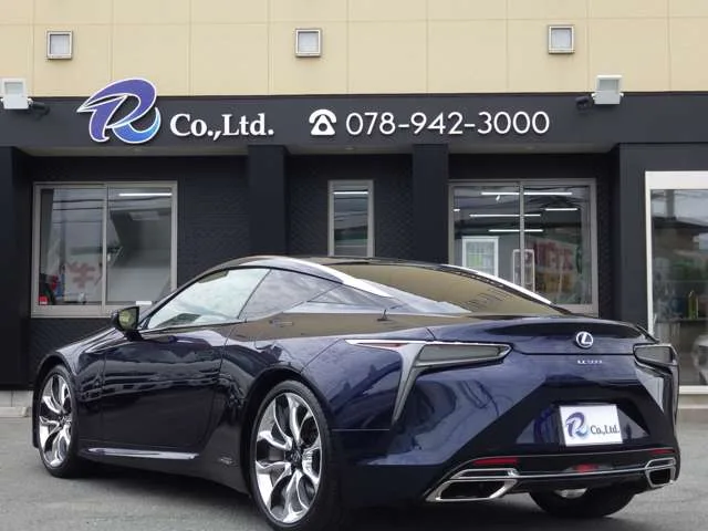 Lexus LC, 2017 — фото автомобиля из Японии