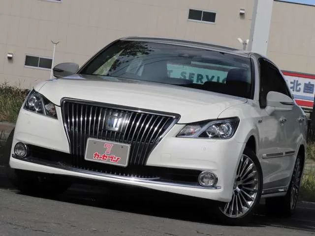 Toyota Crown Majesta, 2018 — фото автомобиля из Японии