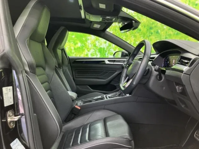 Volkswagen Arteon, 2021 — фото автомобиля из Японии