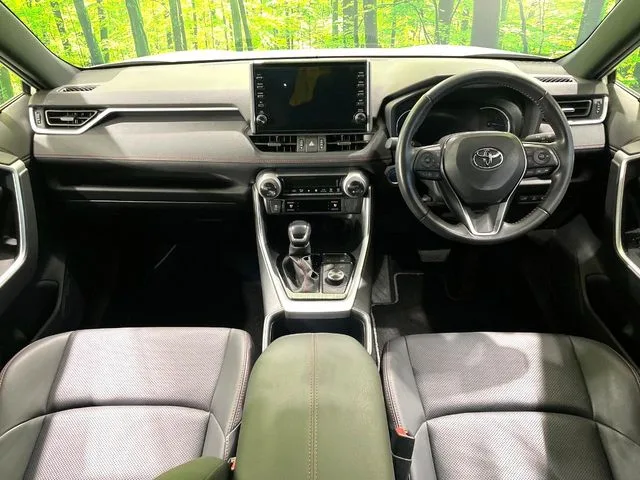 Toyota RAV4 PHV, 2022 — фото автомобиля из Японии