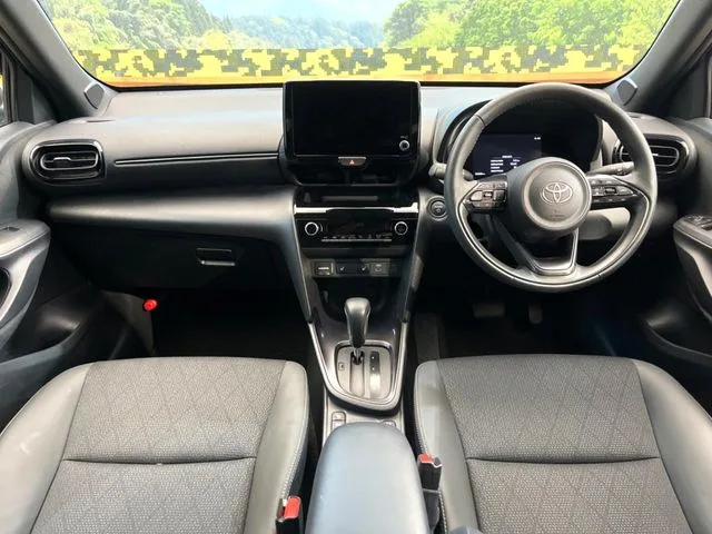 Toyota Yaris Cross, 2024 — фото автомобиля из Японии