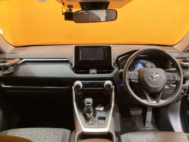 Toyota RAV4, 2021 — фото автомобиля из Японии