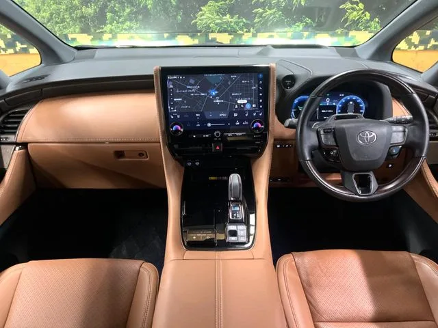 Toyota Vellfire, 2024 — фото автомобиля из Японии