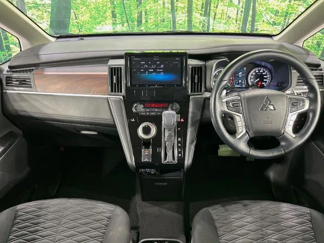 Mitsubishi Delica D:5, 2021 — фото автомобиля из Японии