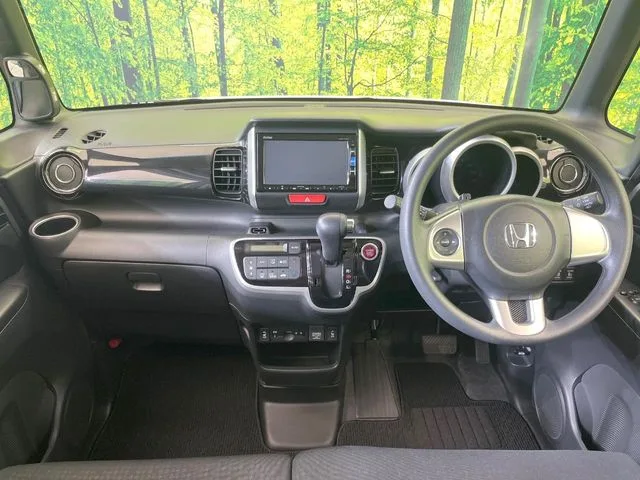 Honda N-BOX, 2017 — фото автомобиля из Японии
