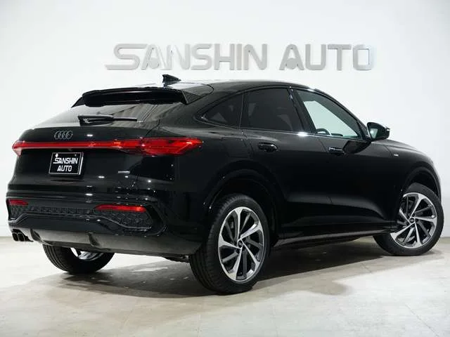 Audi Q5 Sportback, 2025 — фото автомобиля из Японии