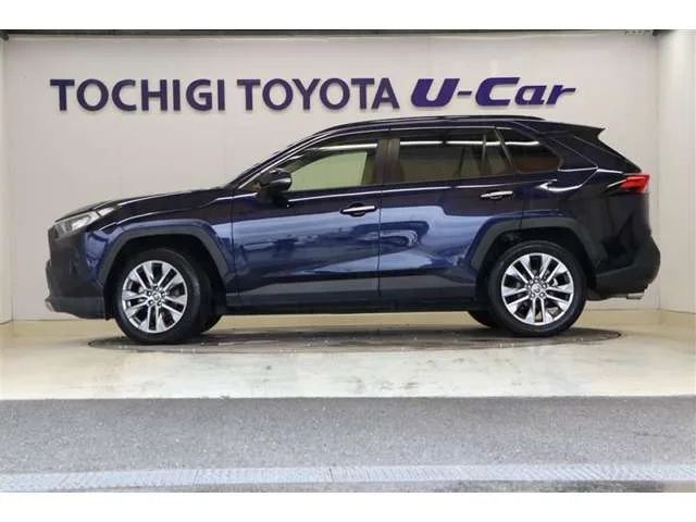 Toyota RAV4, 2021 — фото автомобиля из Японии