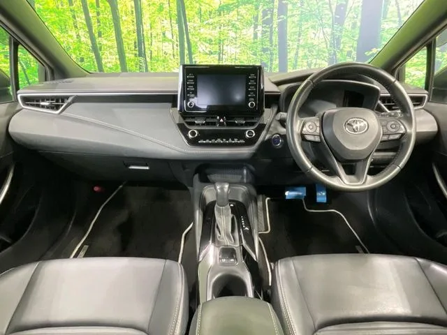 Toyota Corolla Touring, 2021 — фото автомобиля из Японии