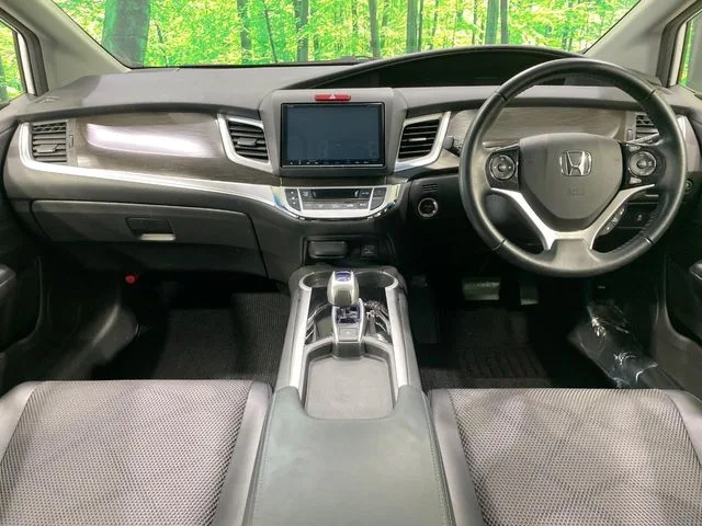 Honda Jade, 2016 — фото автомобиля из Японии