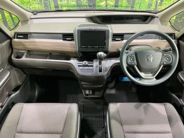 Honda Freed, 2021 — фото автомобиля из Японии