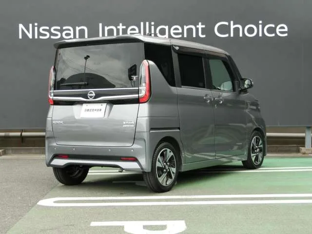 Nissan Roox, 2020 — фото автомобиля из Японии