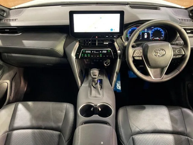 Toyota Harrier, 2026 — фото автомобиля из Японии
