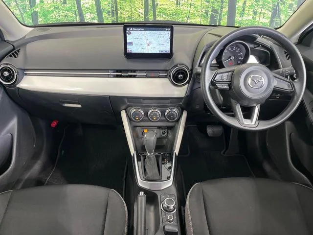 Mazda Mazda2, 2025 — фото автомобиля из Японии